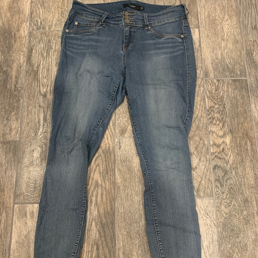 torrid light wash jeans
